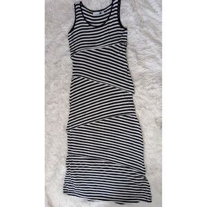 New York & Co  Sleeveless Black‎ & White Striped Long/Maxi Dress Sz Small